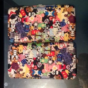 Disney Parks Vinylmation Hard Case Clip Wallet